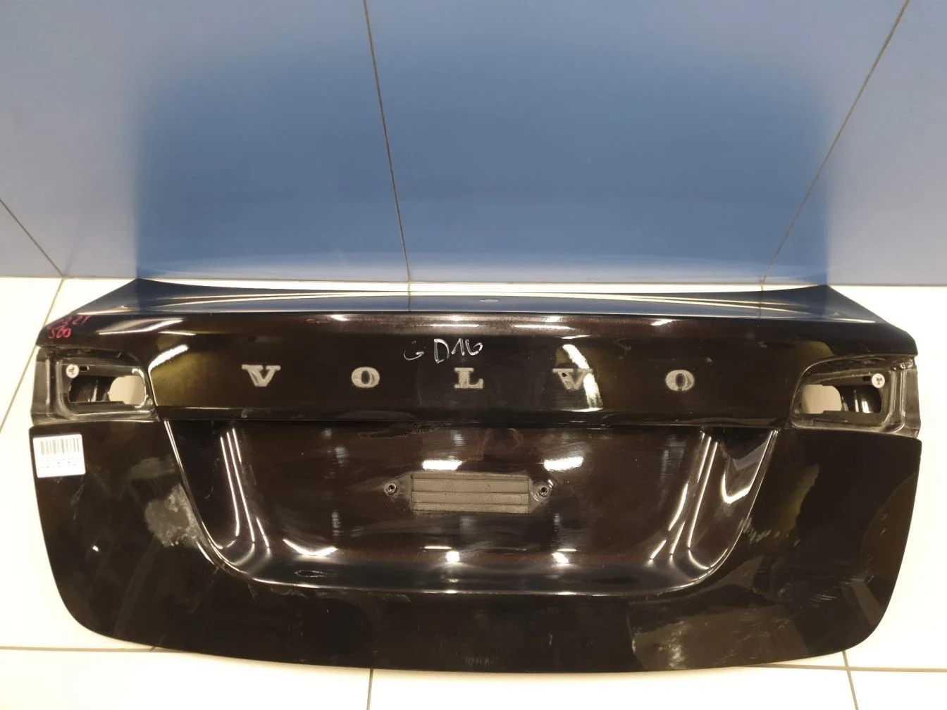 Крышка багажника для Volvo S60 2010-2018