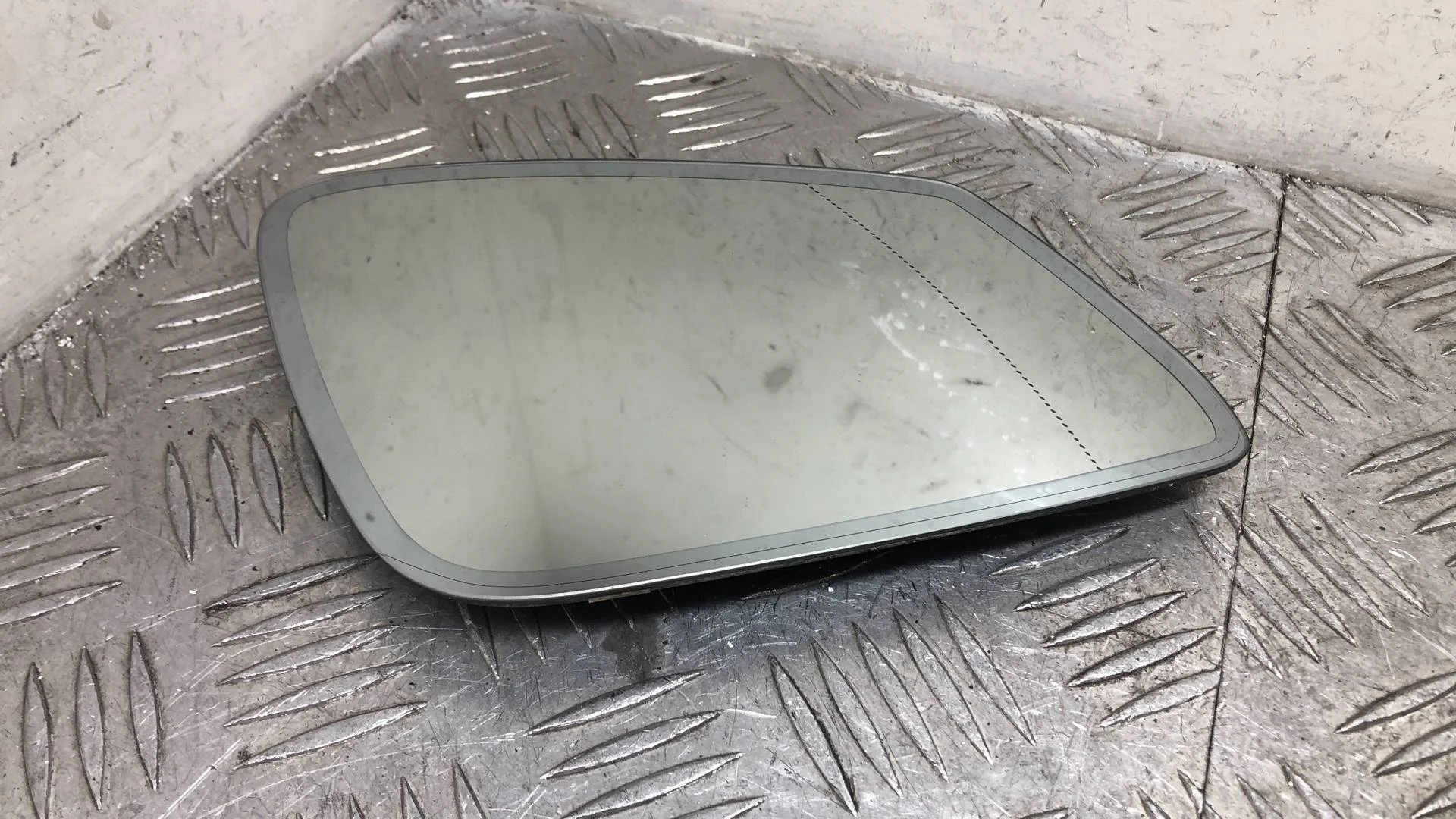 Стекляшка зеркала с автозатемнением (фото, фотохром) правого BMW 5 F10/F11/GT F07 F10 2011 51167186588