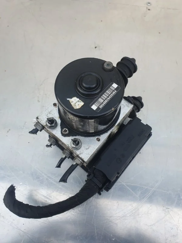 Блок abs Volkswagen Jetta 5 2005-2010 седан