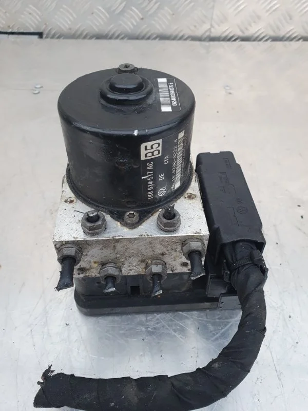 Блок abs Volkswagen Golf 2005-2009 Plus
