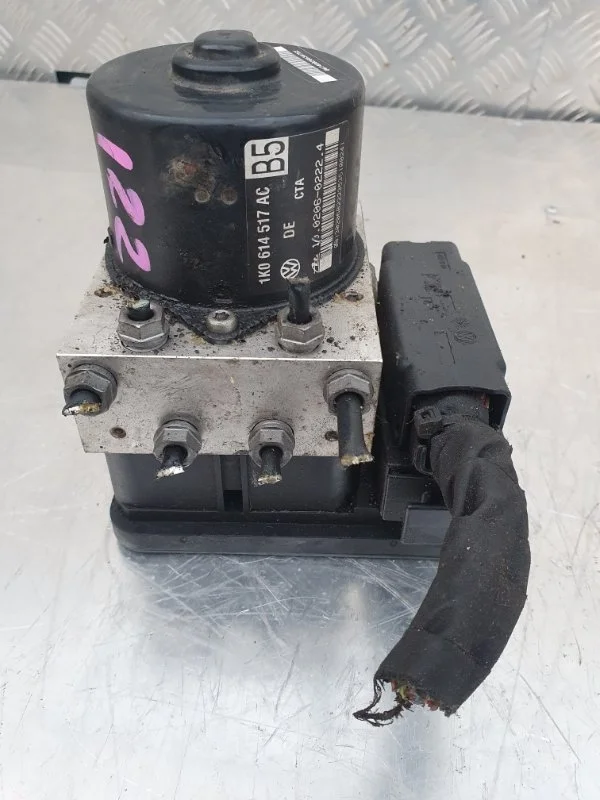 Блок abs Volkswagen Golf 2005-2009 Plus