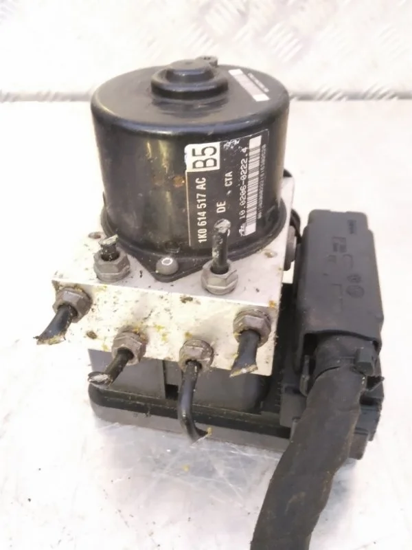 Блок abs Volkswagen Golf 2005-2009 Plus