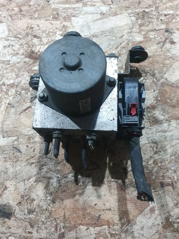 Блок abs Volkswagen Tiguan 2007-2011 5N