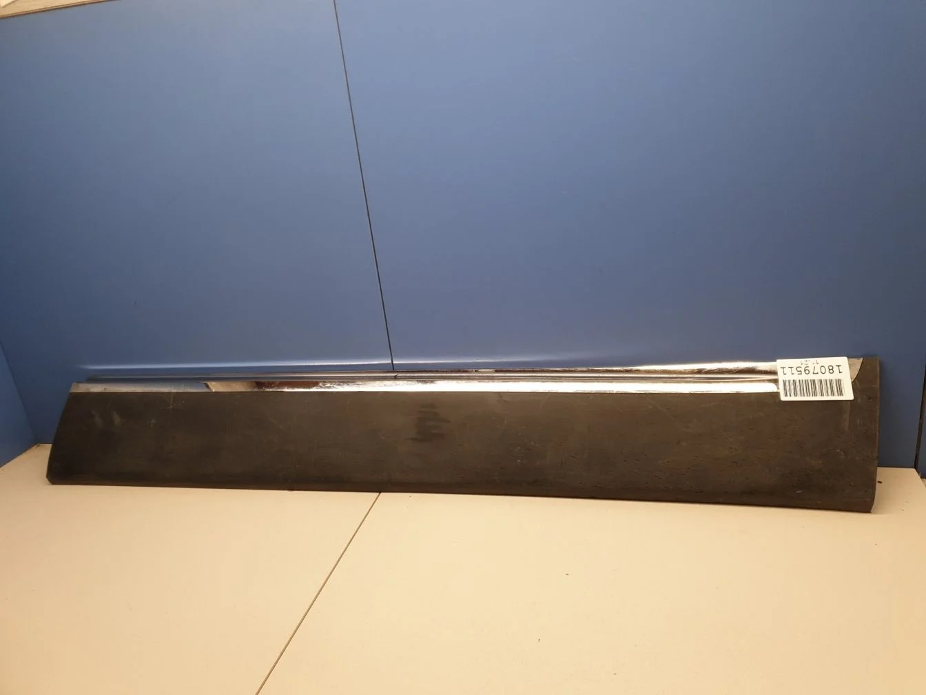 Молдинг двери правый передний для KIA Sorento Prime 2014-2020