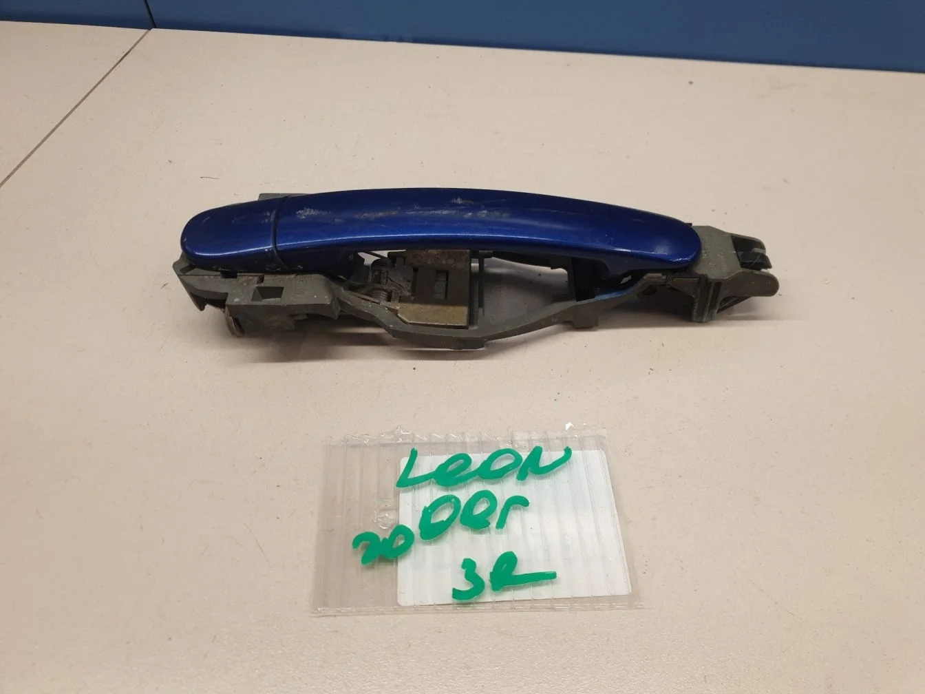 Ручка двери нaружная задняя правая для Seat Leon 1M1 1999-2005