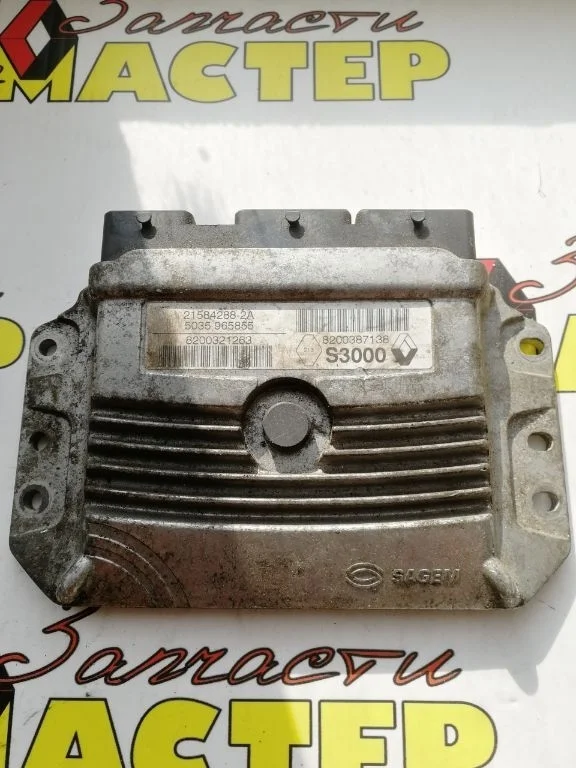 Блок управления двигателем Renault Megane 2006
