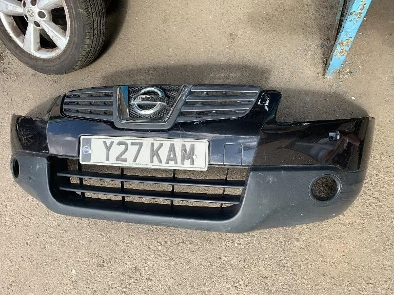 Бампер передний Nissan Qashqai 2007 1