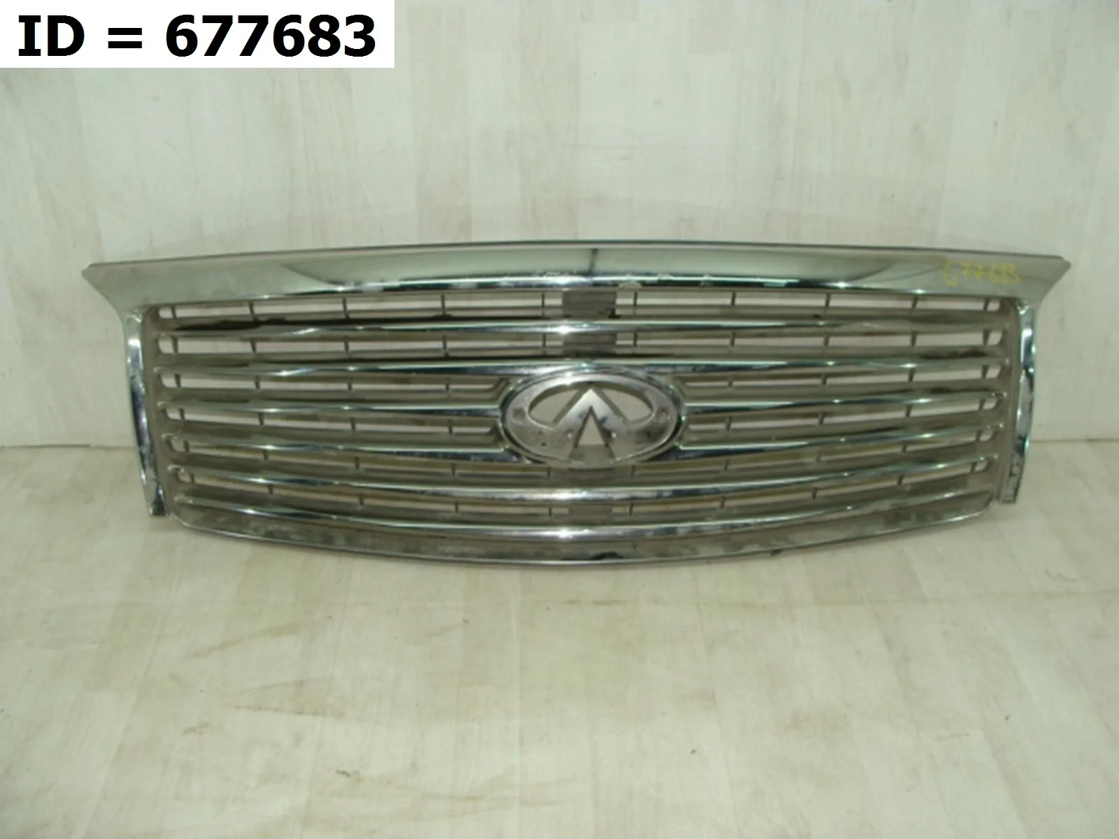решетка радиатора Infiniti QX80 QX56 1, Z62   ИНФИНИТИ   КУХ56   КУИКС56    623101LA0A 2010-2024 (контрактная запчасть)