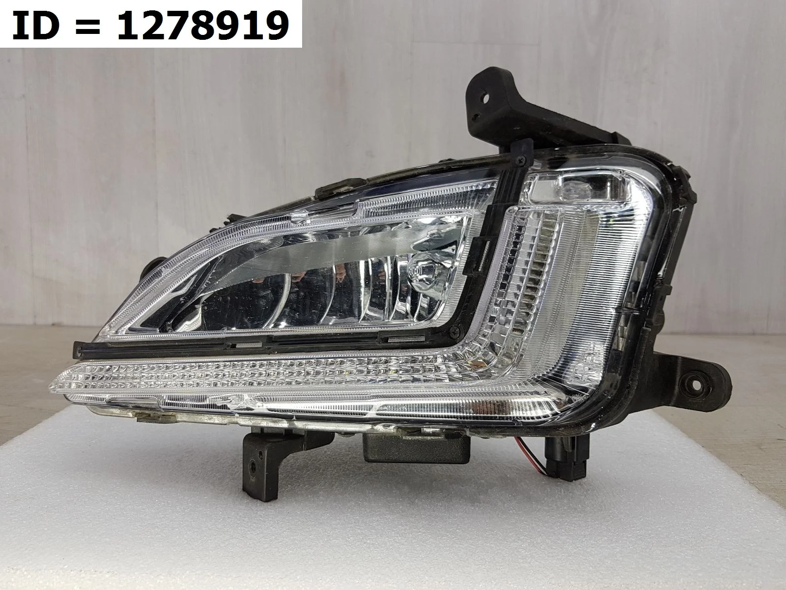 фара противотуманная передний левый Hyundai TUCSON 3  TL  Передний Левый  92201D7600 2015-2024 (контрактная запчасть)