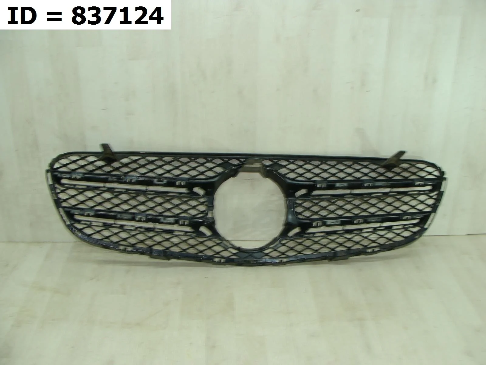 решетка радиатора MERCEDES BENZ GLC 1, X253 253 253.915  A2538882100 2014-2024 (контрактная запчасть)