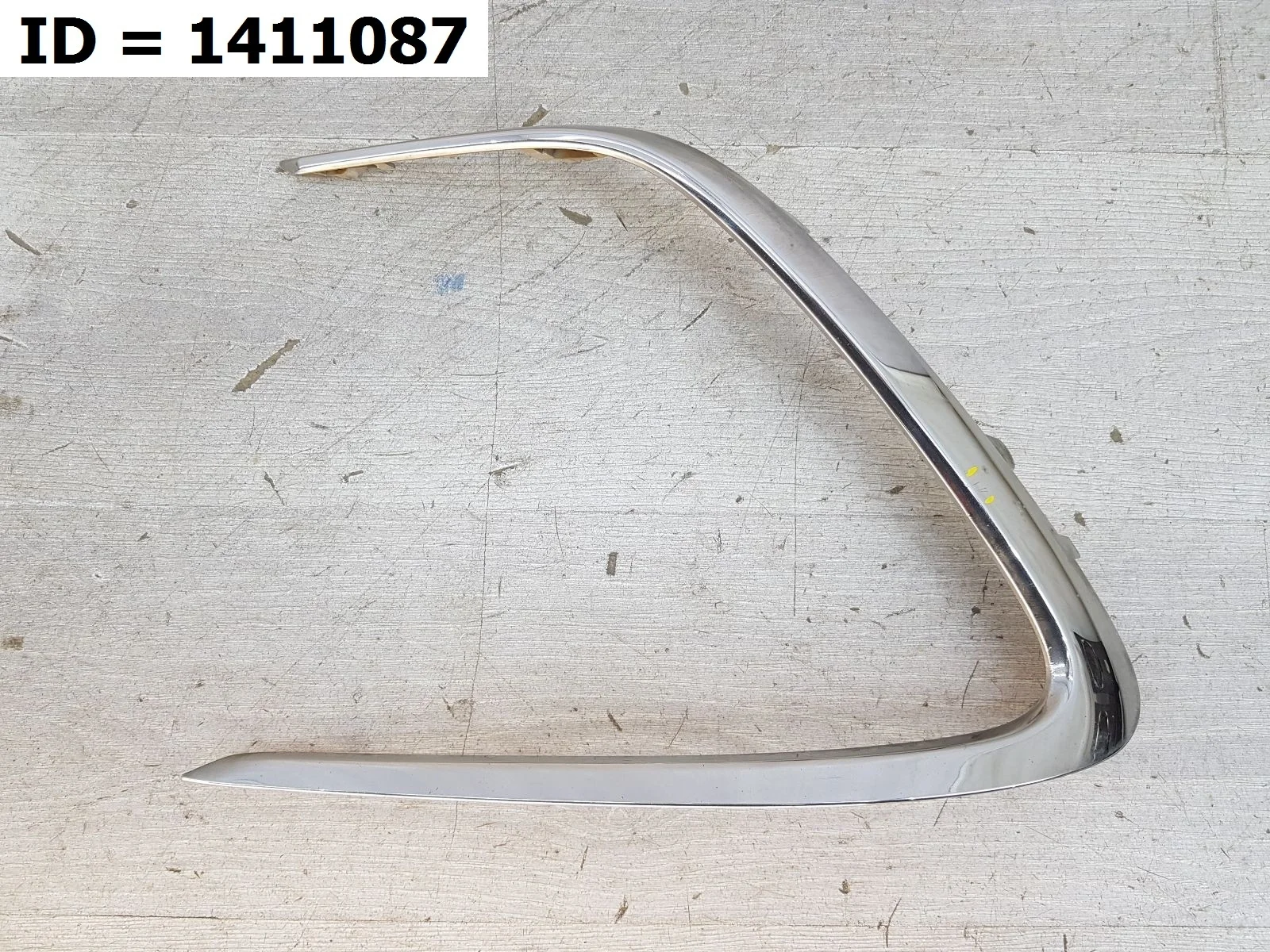 накладка на бампер передняя Toyota CAMRY 9, XV70 ASV70 70 Передний  5271306260 2017-2024 (контрактная запчасть)