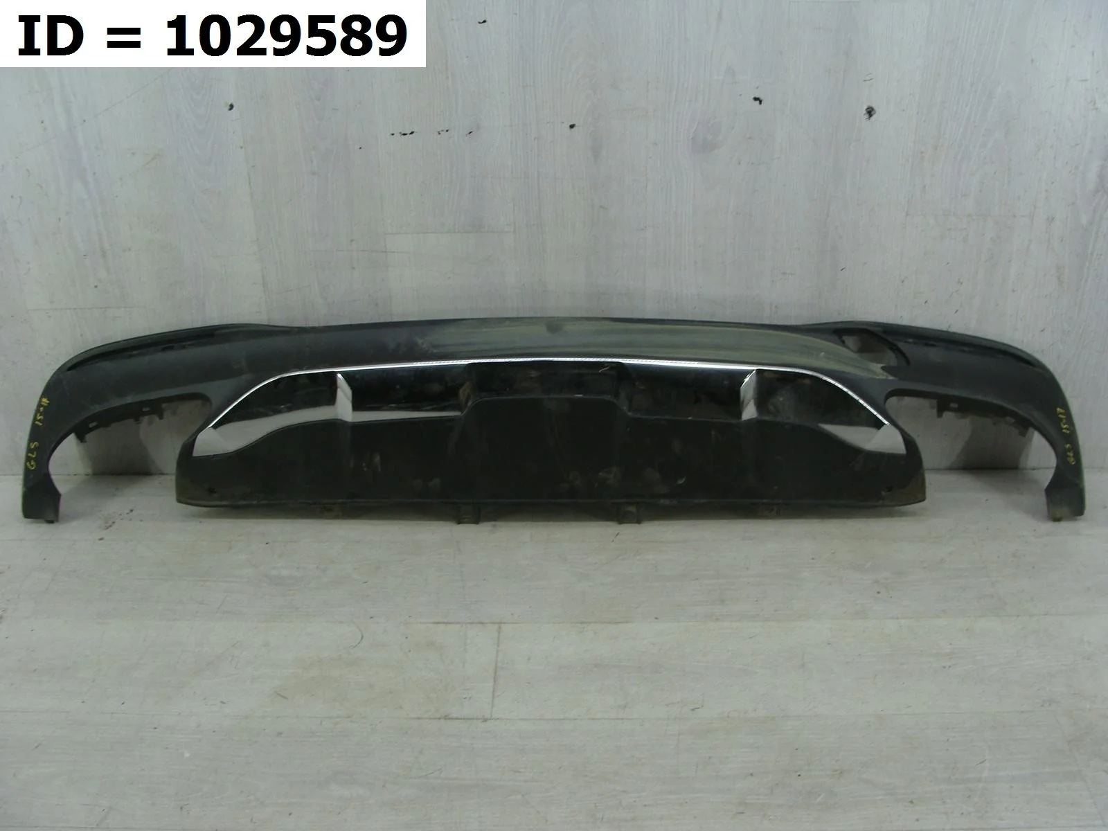 накладка на бампер задняя MERCEDES BENZ GLS CLASS 1, X166 166 166.824 Задний  A1668851138 2015-2019 (контрактная запчасть)