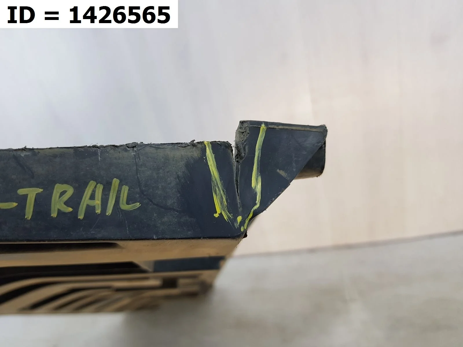 защита бампера передняя Nissan X TRAIL 3, T32 Передний  626604CE0B 2013-2022 (контрактная запчасть)