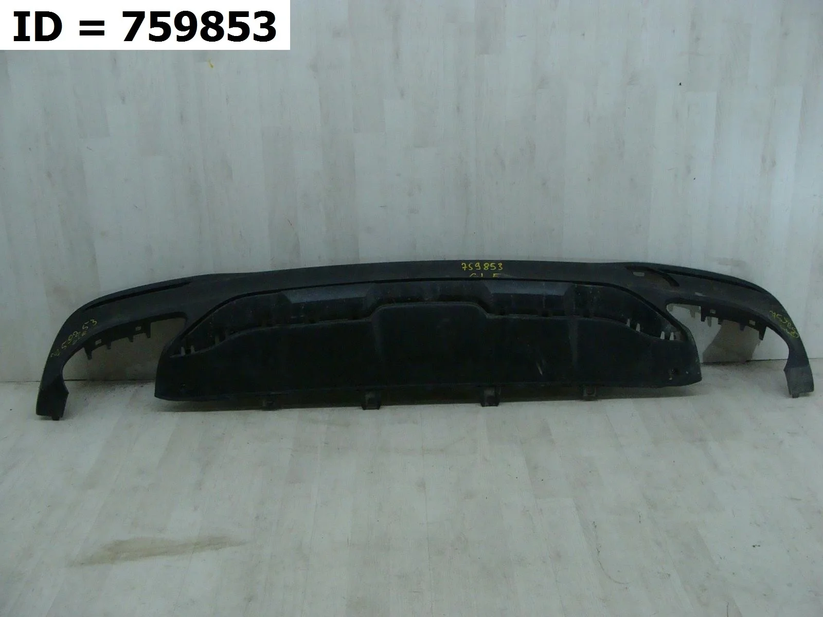 накладка на бампер задняя MERCEDES BENZ GLE 1, W166 166 166.024 Задний  A1668851138 2015-2018 (контрактная запчасть)