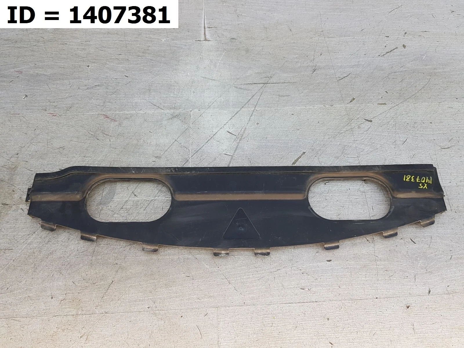 накладка передней панели BMW X5 3, F15   БМВ   Х5    51647326554 2013-2018 (контрактная запчасть)