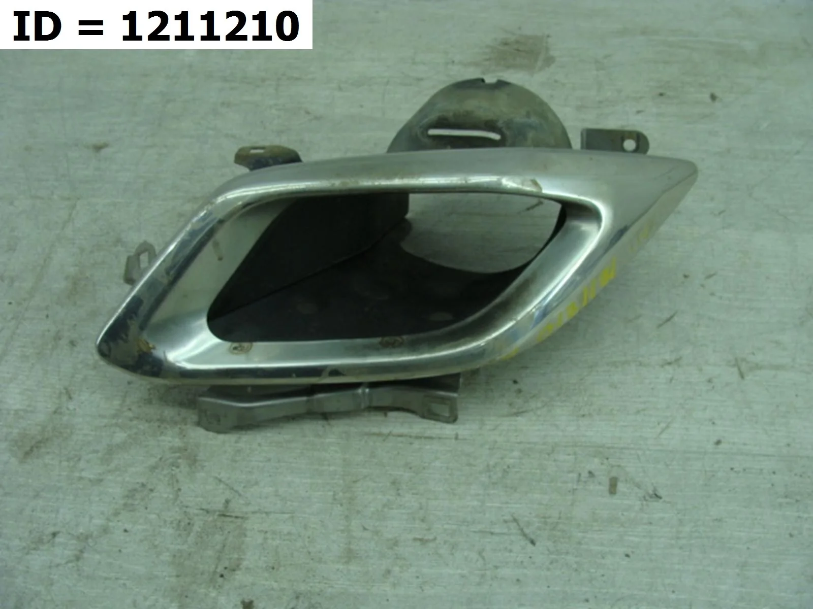 насадка на глушитель левая Lexus RX 4, AL20 AGL20W AGL25W GGL25 GYL25 Левый  5210748020 2015-2024 (контрактная запчасть)