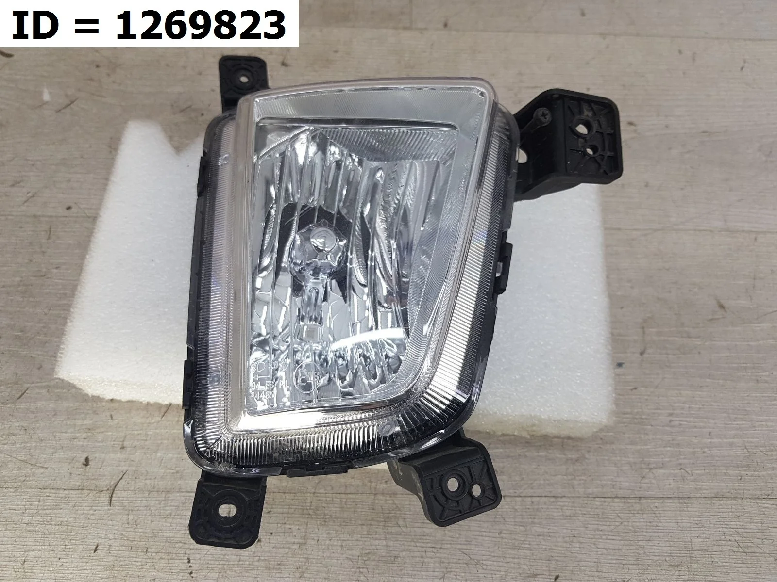 фара противотуманная передний правый Hyundai CRETA 1  GS  Передний Правый  92202M0000 2015-2021 (контрактная запчасть)