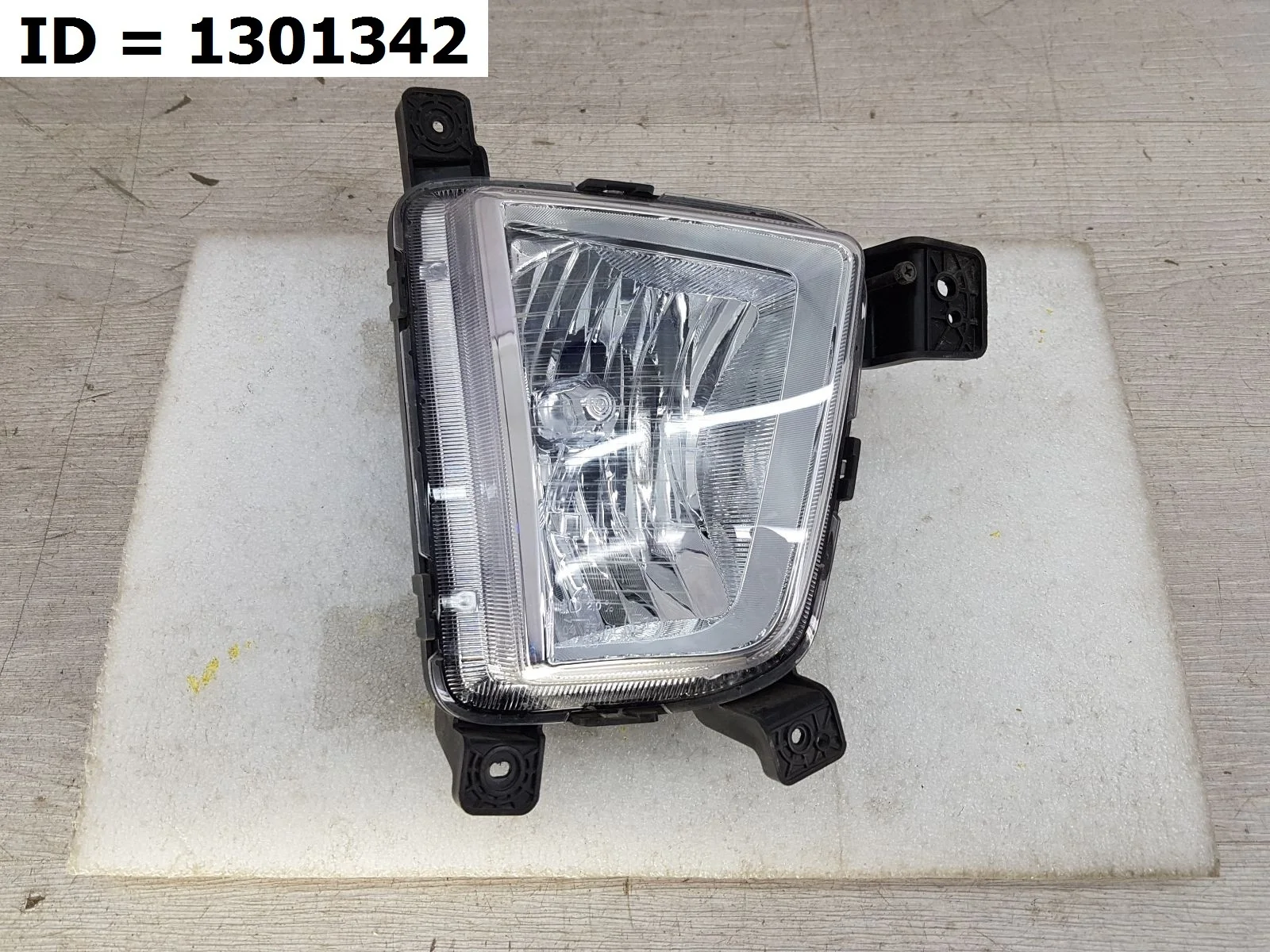 фара противотуманная передний правый Hyundai CRETA 1  GS  Передний Правый  92202M0000 2015-2021 (контрактная запчасть)