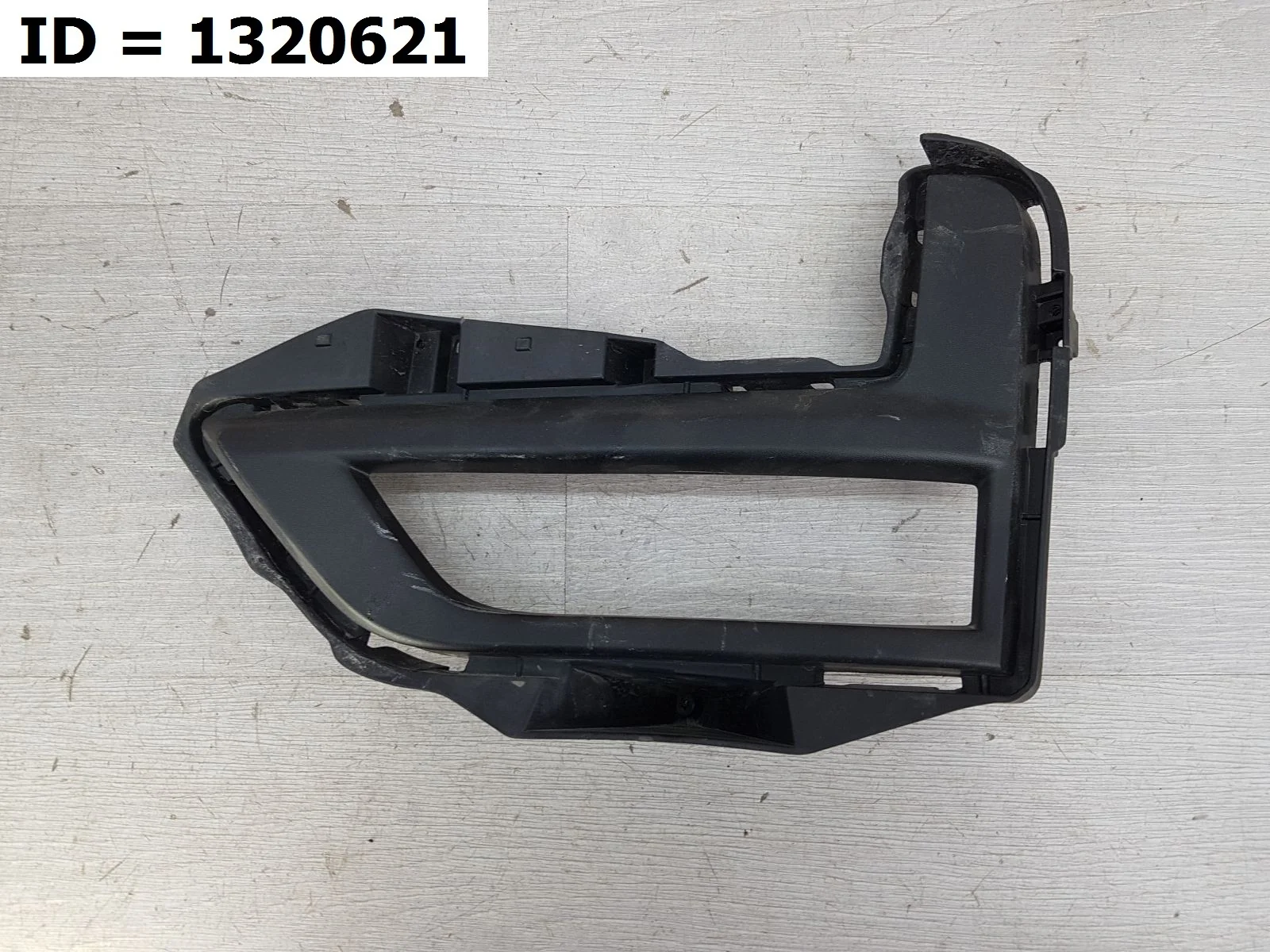 накладка птф левая Nissan X TRAIL 3, T32 Левый  622576FL0B 2013-2022 (контрактная запчасть)