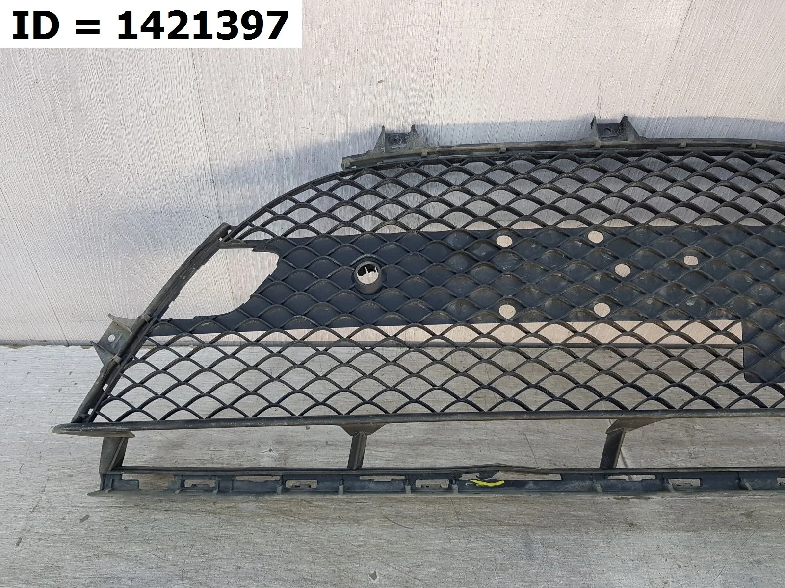 решетка бампера передняя MERCEDES BENZ GLS CLASS 1, X166 166 166.824 Передний  A2928855122 2015-2019 (контрактная запчасть)
