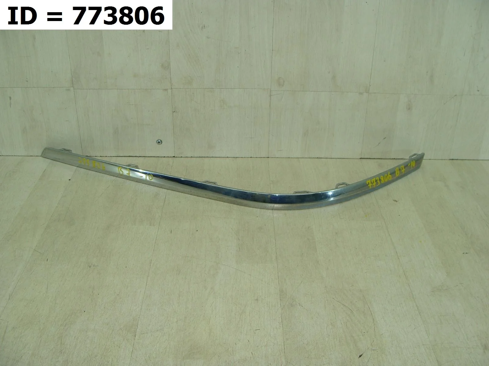 накладка на бампер задняя левая Volkswagen PASSAT 7, B7, 362, 365 Задний Левый  3AF807459  2ZZ 2010-2018 (контрактная запчасть)