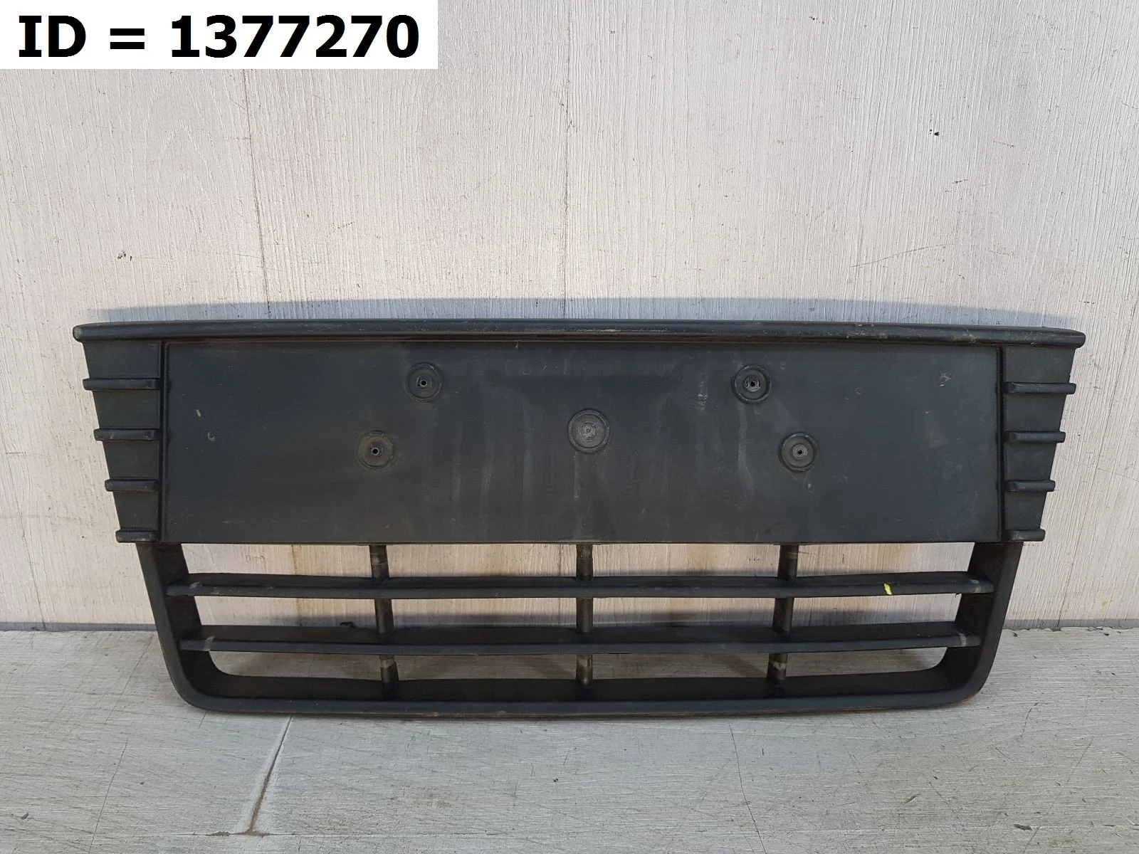 решетка бампера передняя Ford FOCUS 3, DYB MK3 BK BL BM CB8 Передний  1718734 2010-2019 (контрактная запчасть)