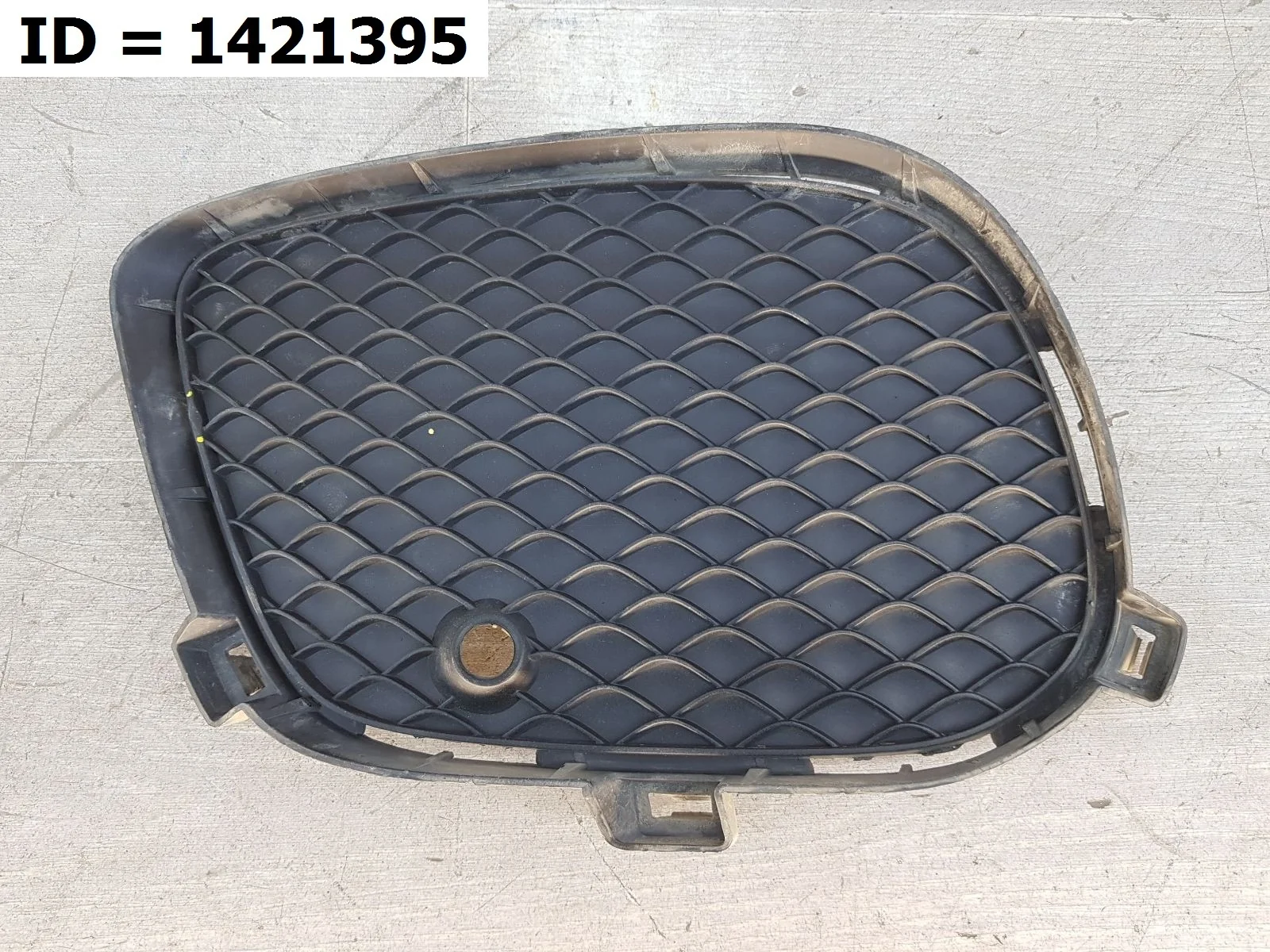 накладка на бампер передняя левая MERCEDES BENZ GLS CLASS 1, X166 166 166.824 Передний Левый  A2928855322 2015-2019 (контрактная запчасть)