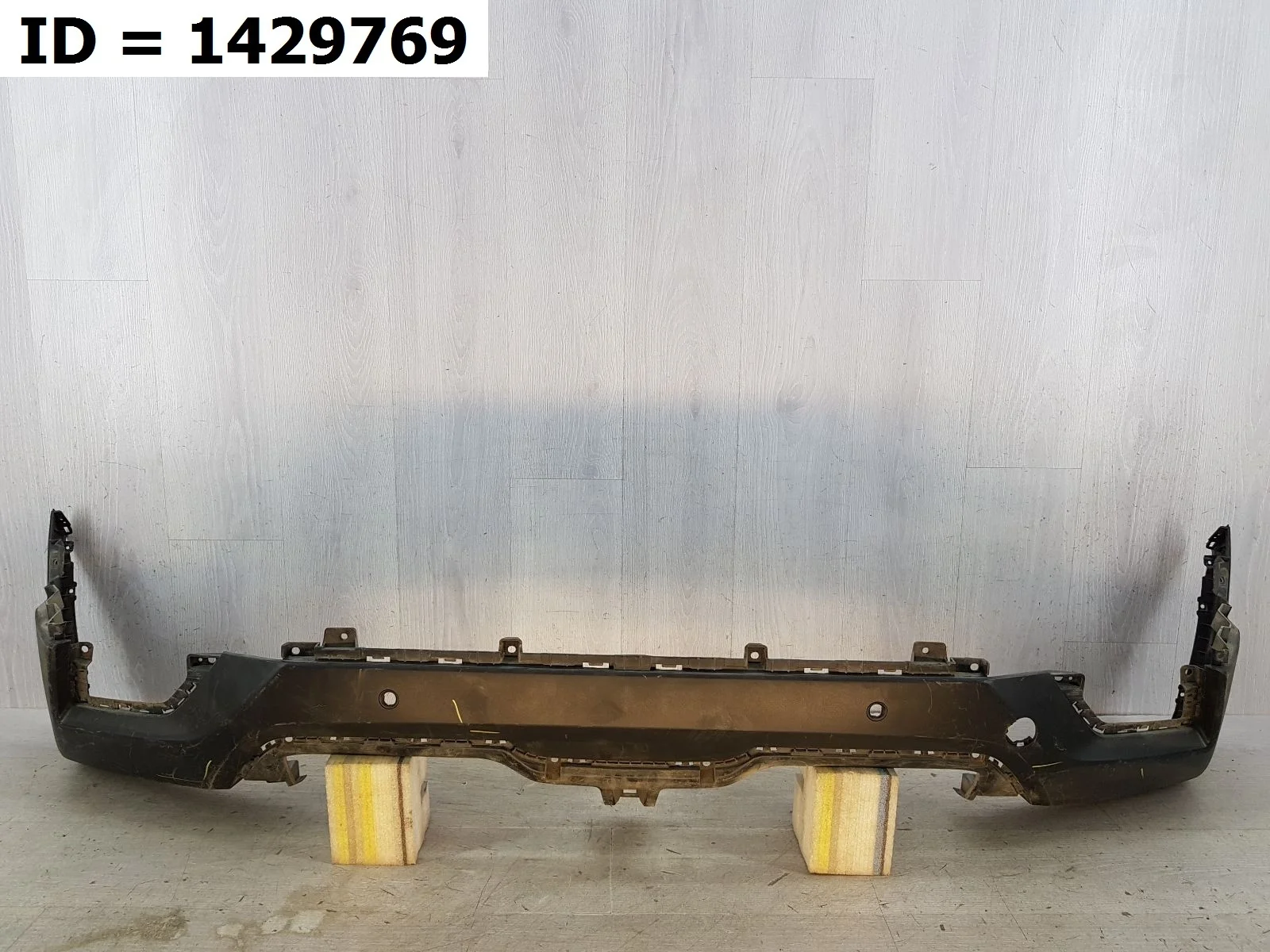 накладка на бампер задняя Hyundai CRETA 1  GS  Задний  86610M0010 2015-2021 (контрактная запчасть)