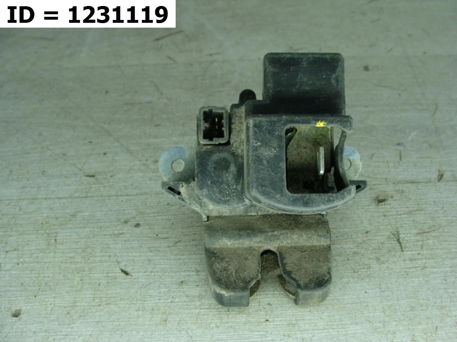 замок багажника Hyundai CRETA 1  GS   81230C9000 2015-2021 (контрактная запчасть)