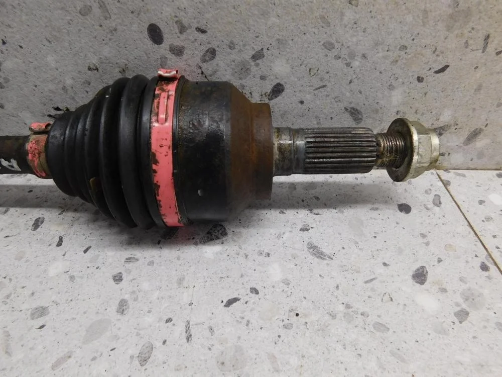 Привод передний правый Mazda 3 BL 2009-2013