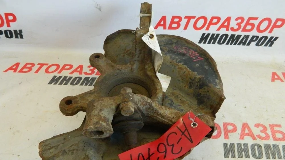 Кулак поворотный передний левый BMW X5 E53 2000-2007