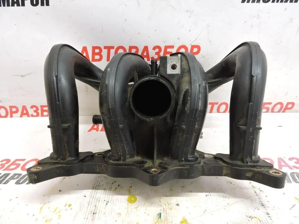 Коллектор впускной Toyota Yaris P10 1999-2005