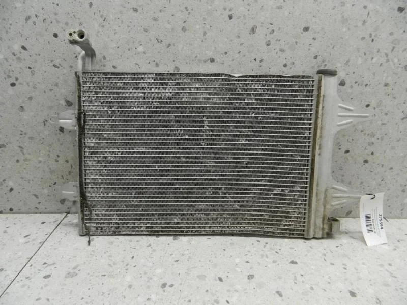 Радиатор кондиционера конденсер Volkswagen Polo 9N 2001-2009