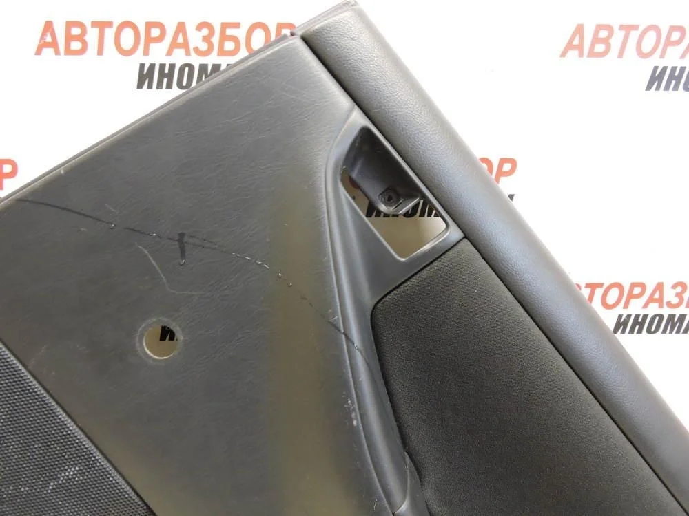 Обшивка двери задней правой Toyota Corolla E120 2001-2007