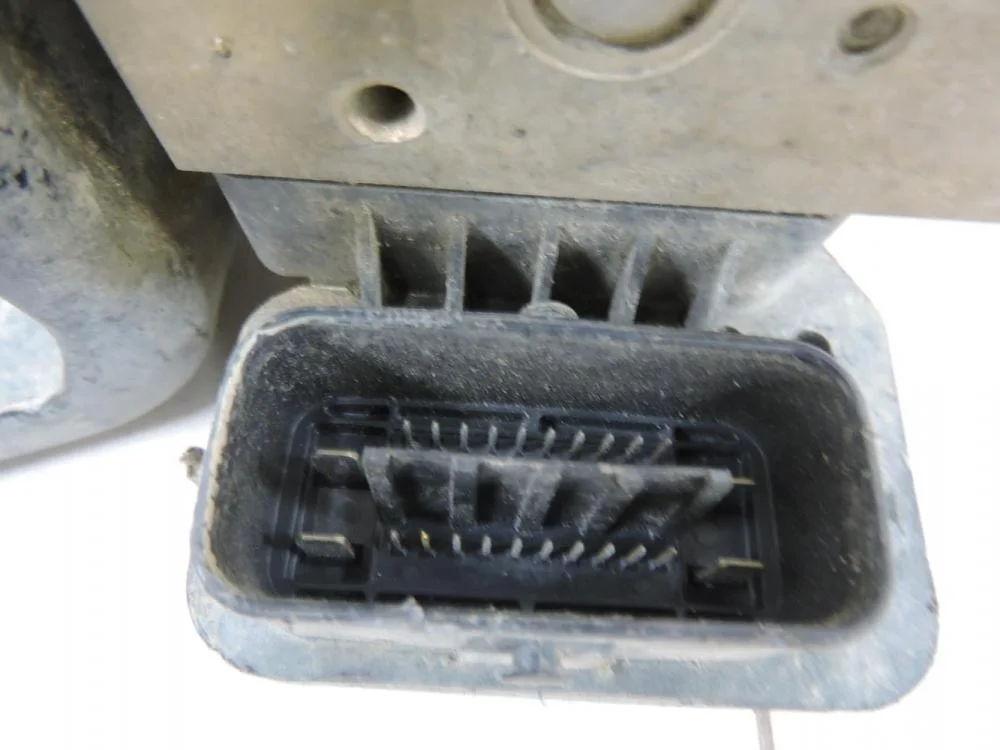 Блок ABS насос Toyota Corolla E150 2006-2013