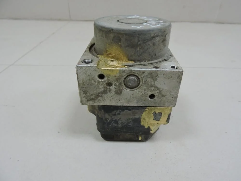 Блок ABS насос Toyota Corolla E150 2006-2013