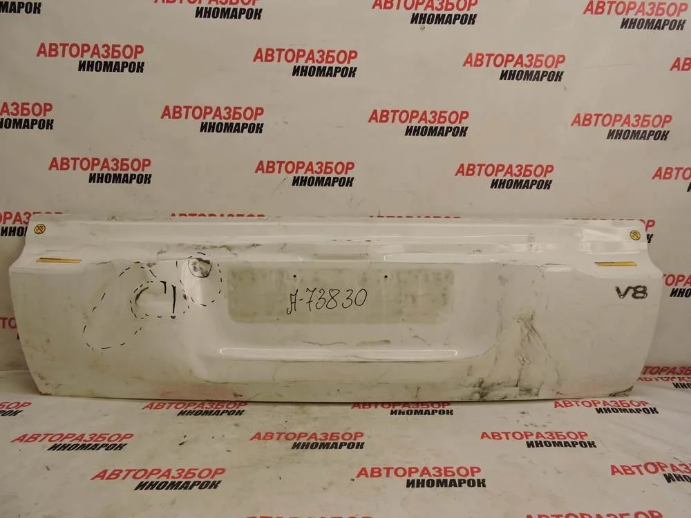 Дверь багажника нижняя Toyota Land Cruiser J200 2007-2015