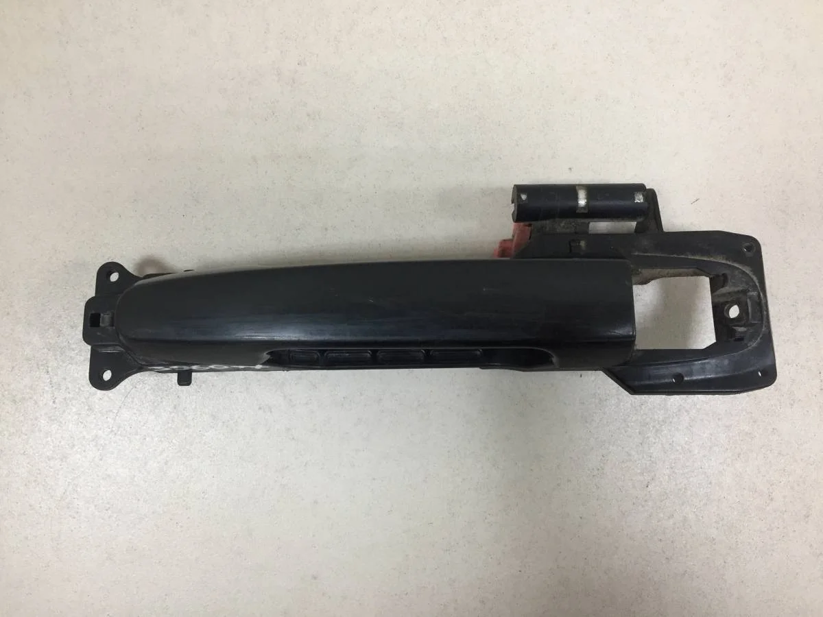 Ручка двери передней наружная левая Toyota Corolla E150 2006-2013