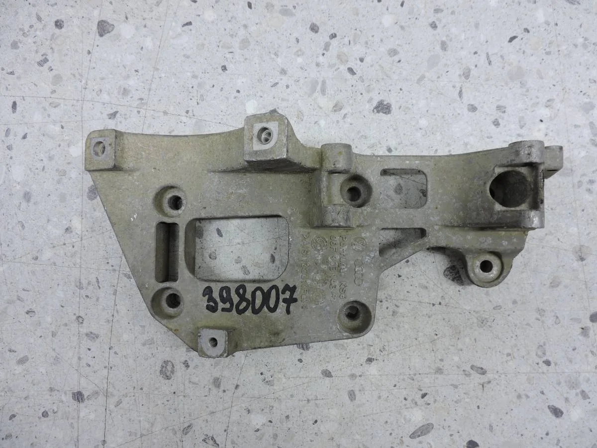 Кронштейн генератора Audi A3 8P 2004-2013