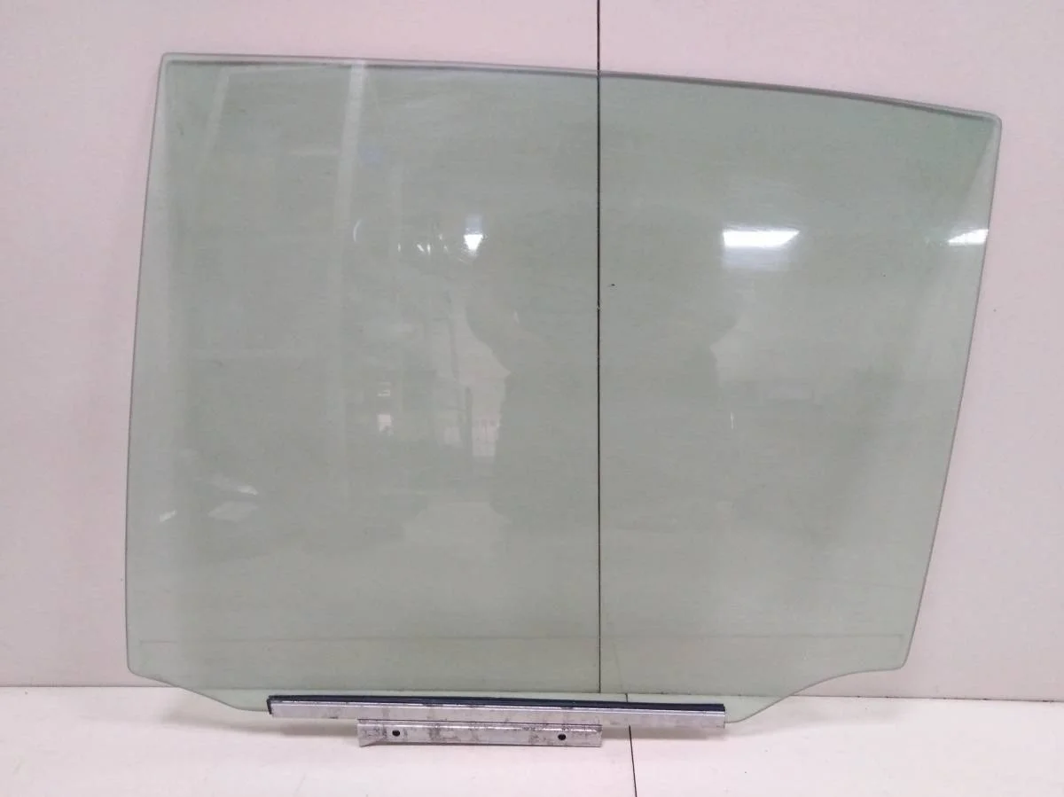 Стекло двери задней левой Lexus RX 300/330/350/400h XU30 2003-2009