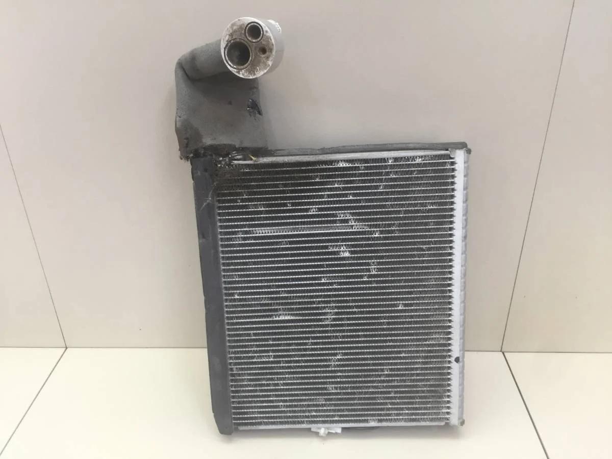 Испаритель кондиционера Toyota Land Cruiser J200 2007-2015