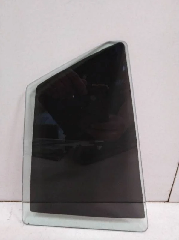 Стекло двери задней правой форточка Mazda 6 GH 2007-2012