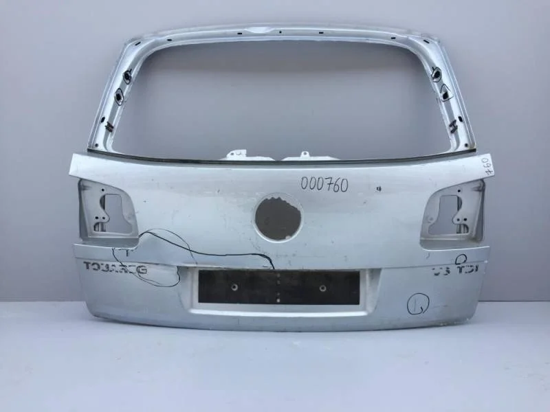 Дверь багажника Volkswagen Touareg 7L 2002-2010