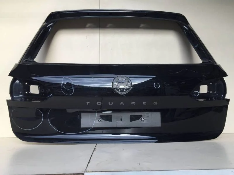 Дверь багажника Volkswagen Touareg CR 2018>