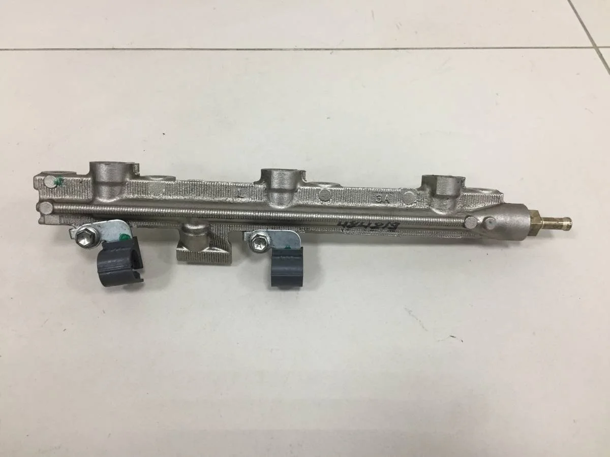 Рейка топливная рампа Lexus GS 300/400/430 S190 2005-2011