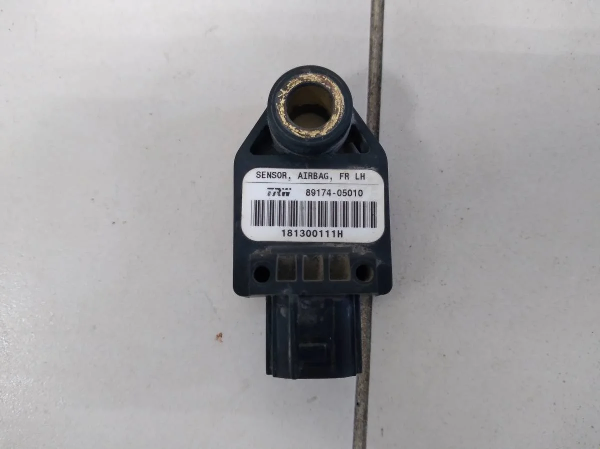 Датчик AIR BAG Toyota Avensis T250 2003-2009