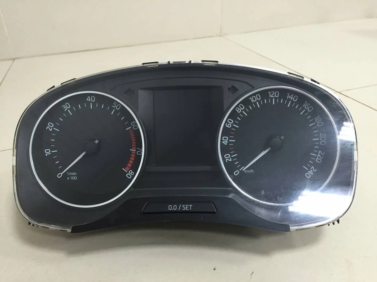 Панель приборов Skoda Rapid 2012-2020