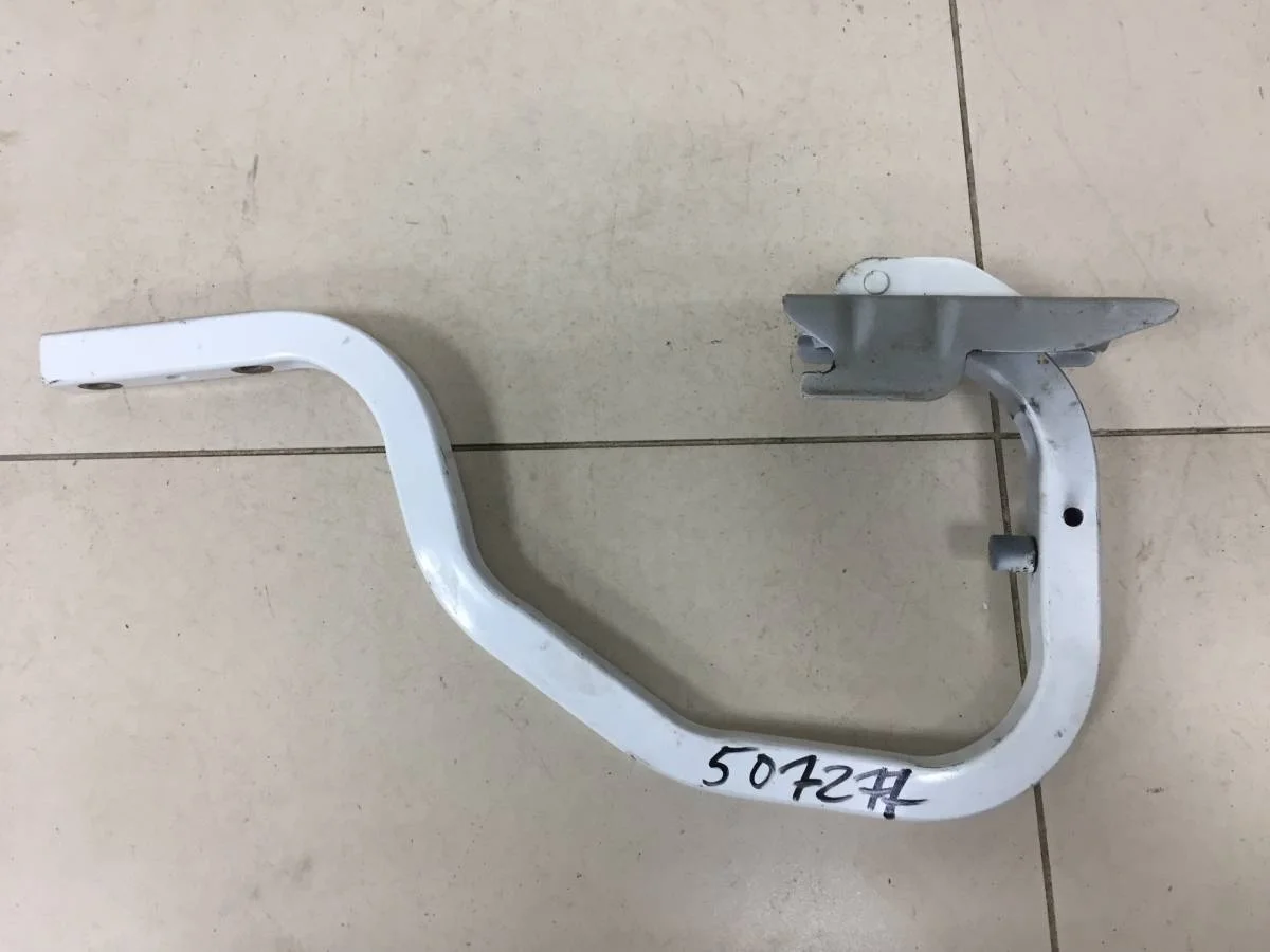 Петля крышки багажника Nissan Almera 3 G11, G15 2012>