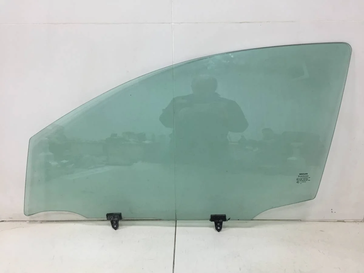 Стекло двери передней левой Nissan Qashqai J10 2006-2013