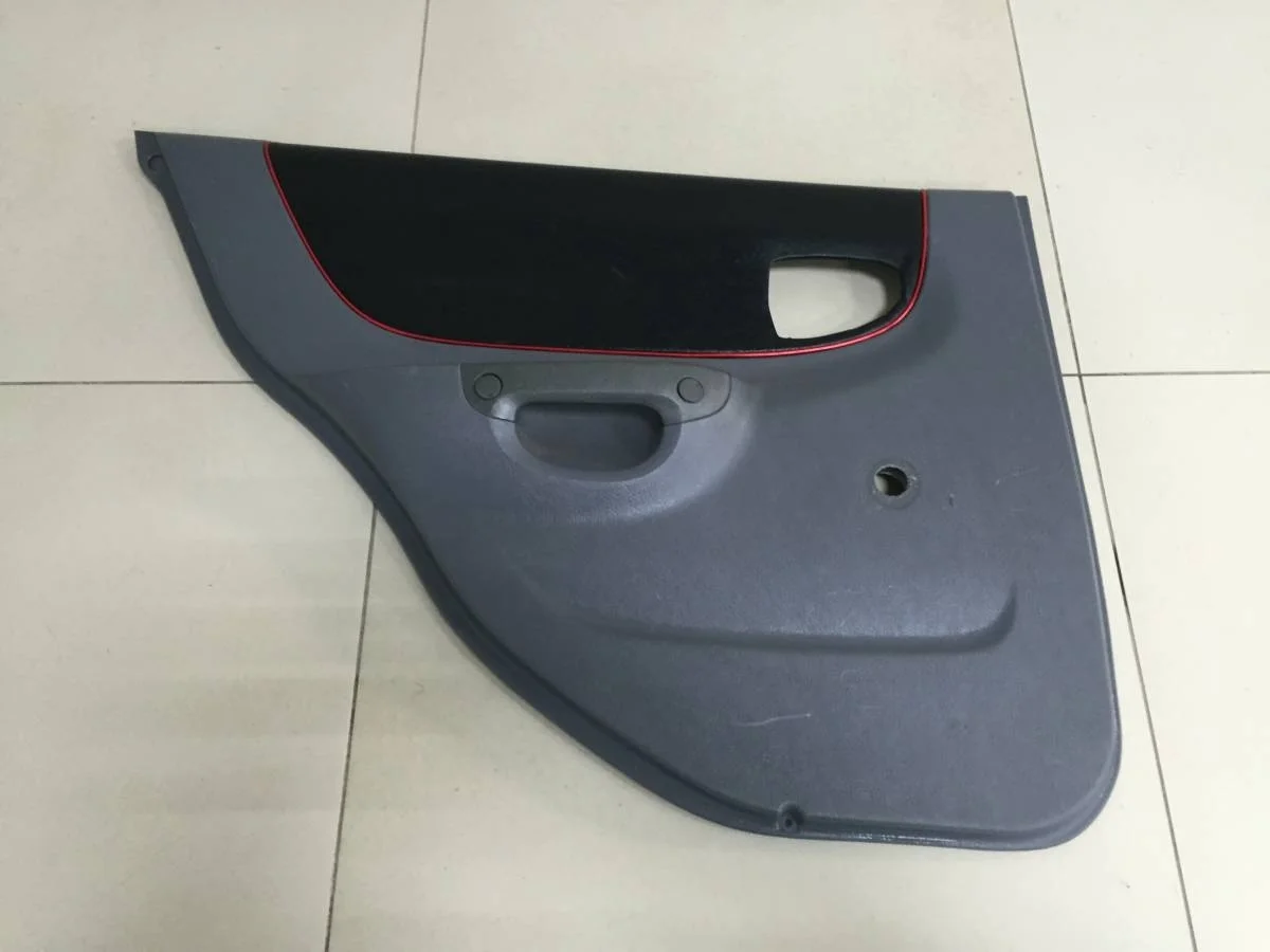 Обшивка двери задней левой Hyundai Accent LC, Tagaz 2000-2012